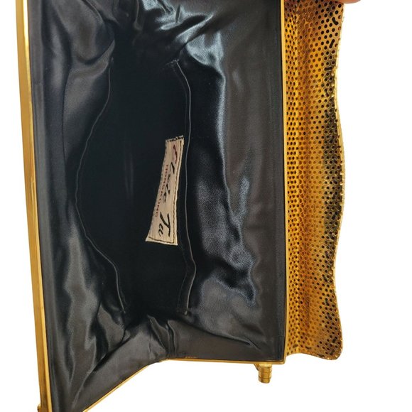 Vintage Elsie Tu Hong Kong Beaded Black Purse With Gold Hardware - Picture 5 of 14